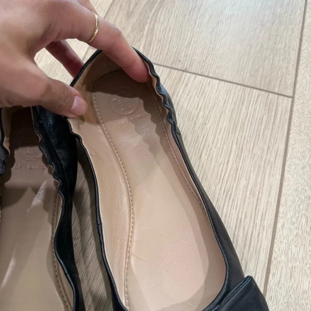 Tory Burch Black Leather Bow Flats